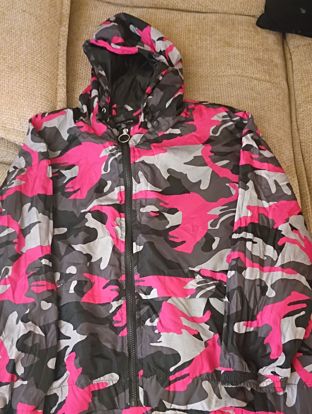 New Look Pink and Gray Camo Hooded Bomber Jacket